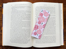 Load image into Gallery viewer, Cozy Bookmarks • Floral bookmarks • Strawberries